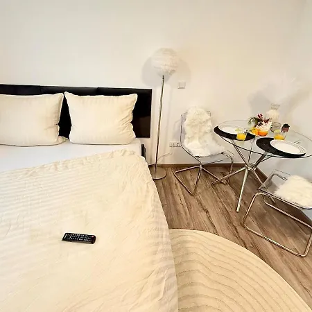 아파트 Moderne Erdgeschosswohnung - Zentrumsnah & Self Check In 아우크스부르크